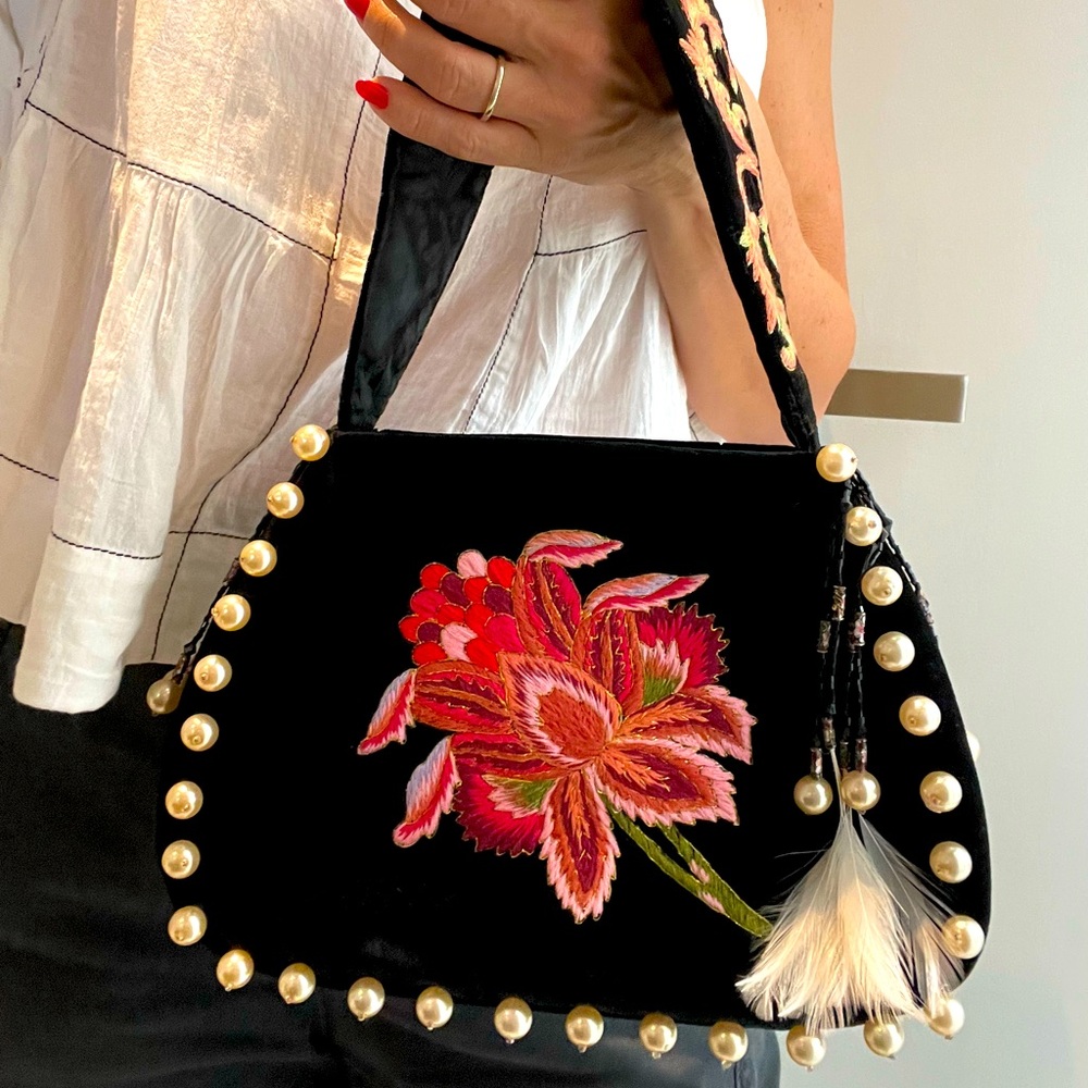Handbag - Picture 5 of 6